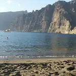 Perfect Getaway In Gigantes, Shared Pool-wifi